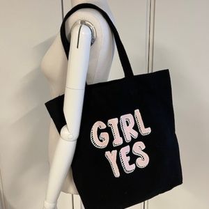 Novelty Black Canvas Bag "Girl yes"